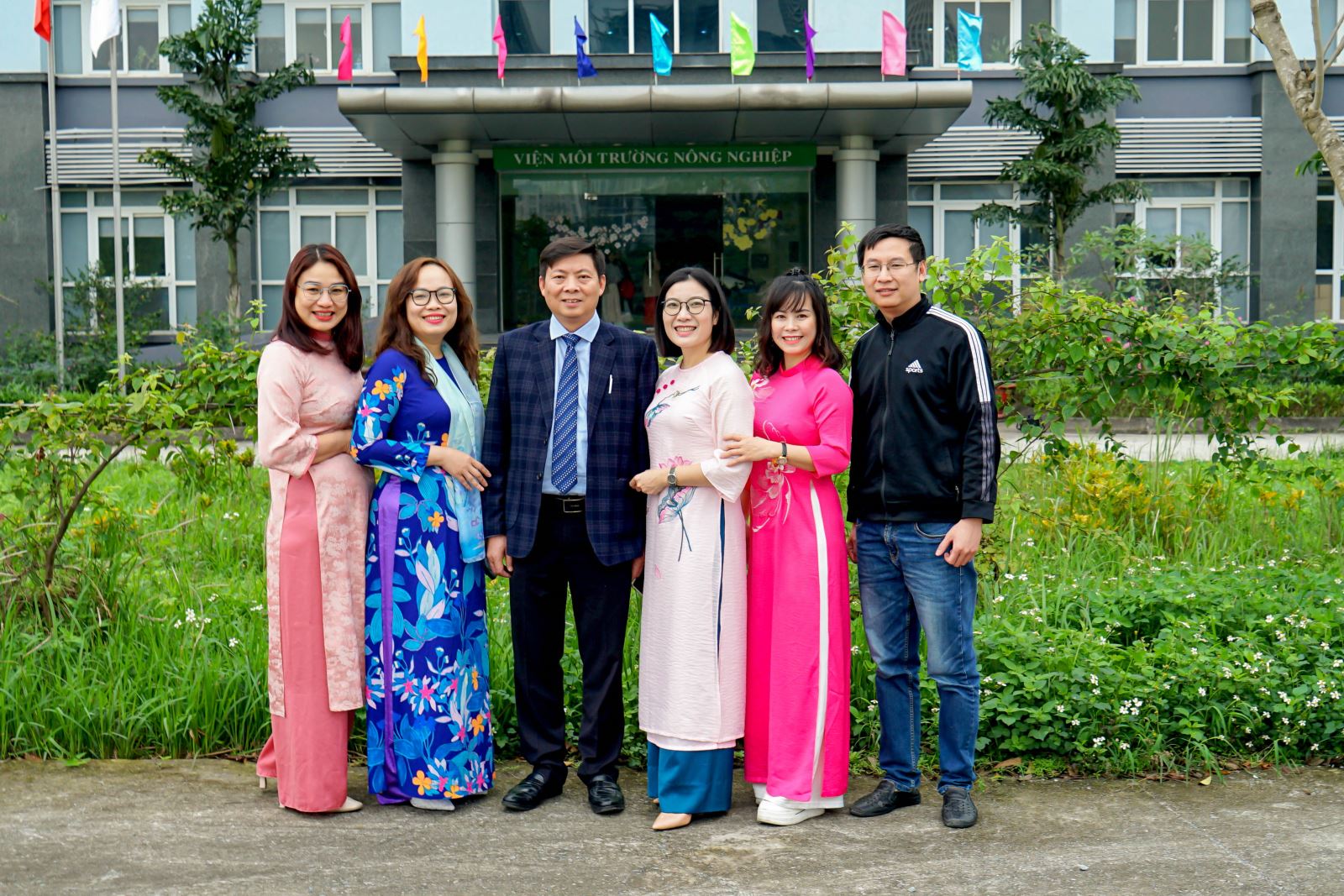 Phòng Khoa học và Hợp tác quốc tế